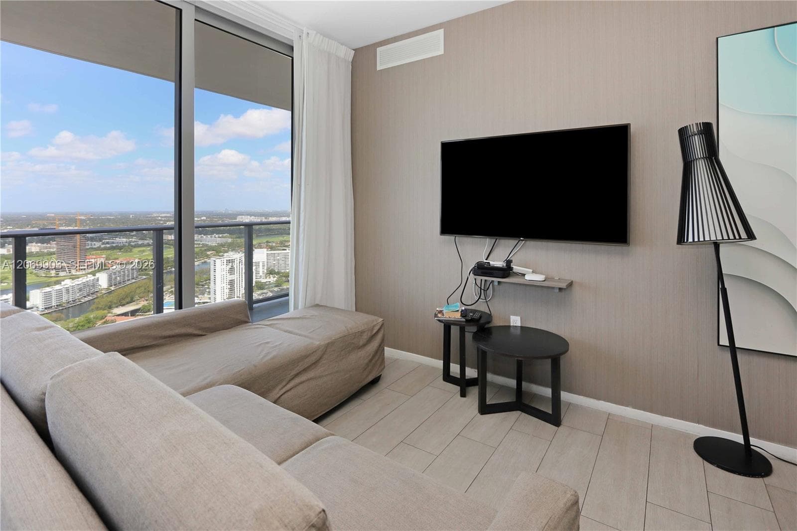 4010 S Ocean Dr T4004 photo 3