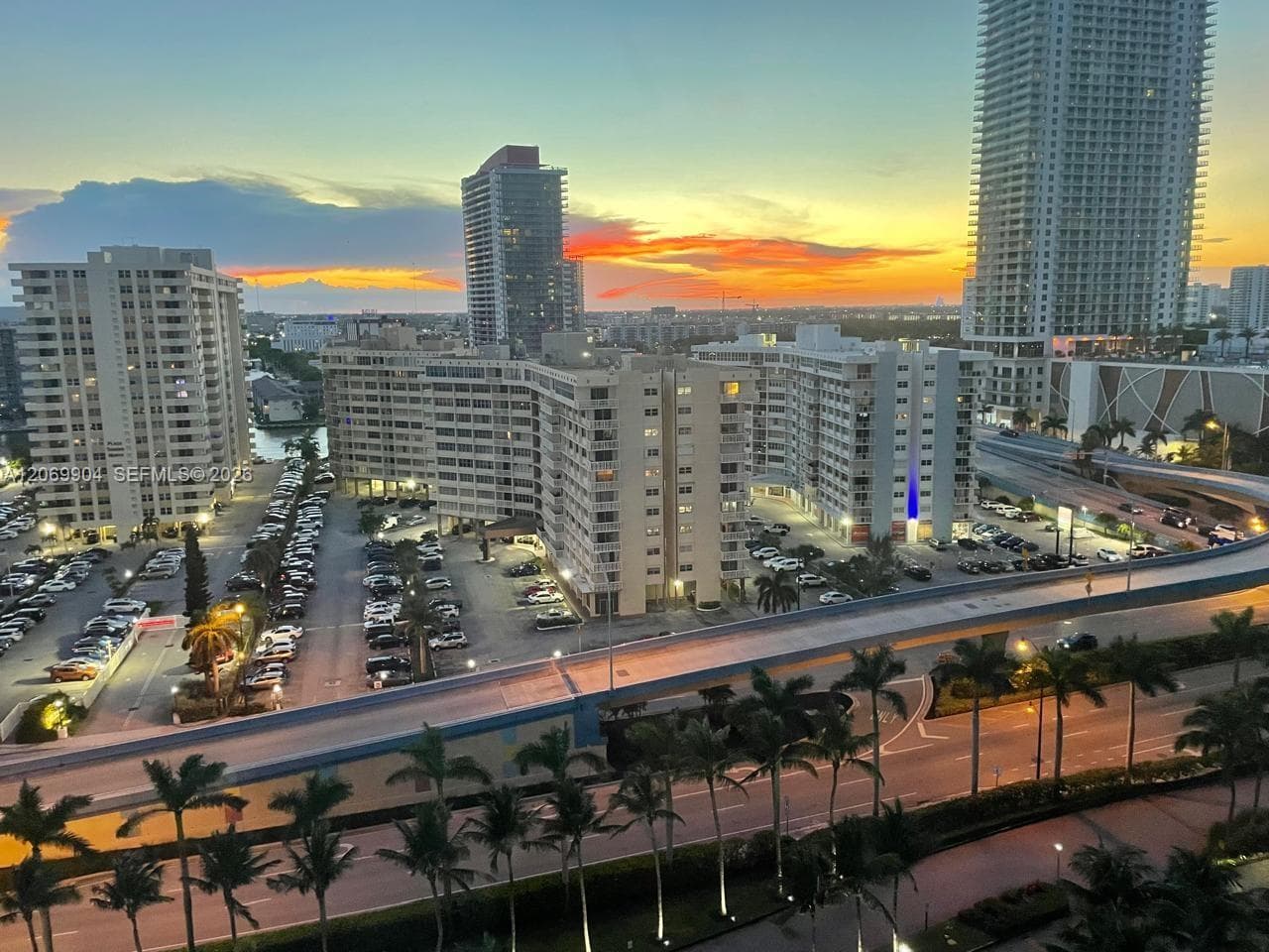1830 S Ocean Dr 1507 photo 1