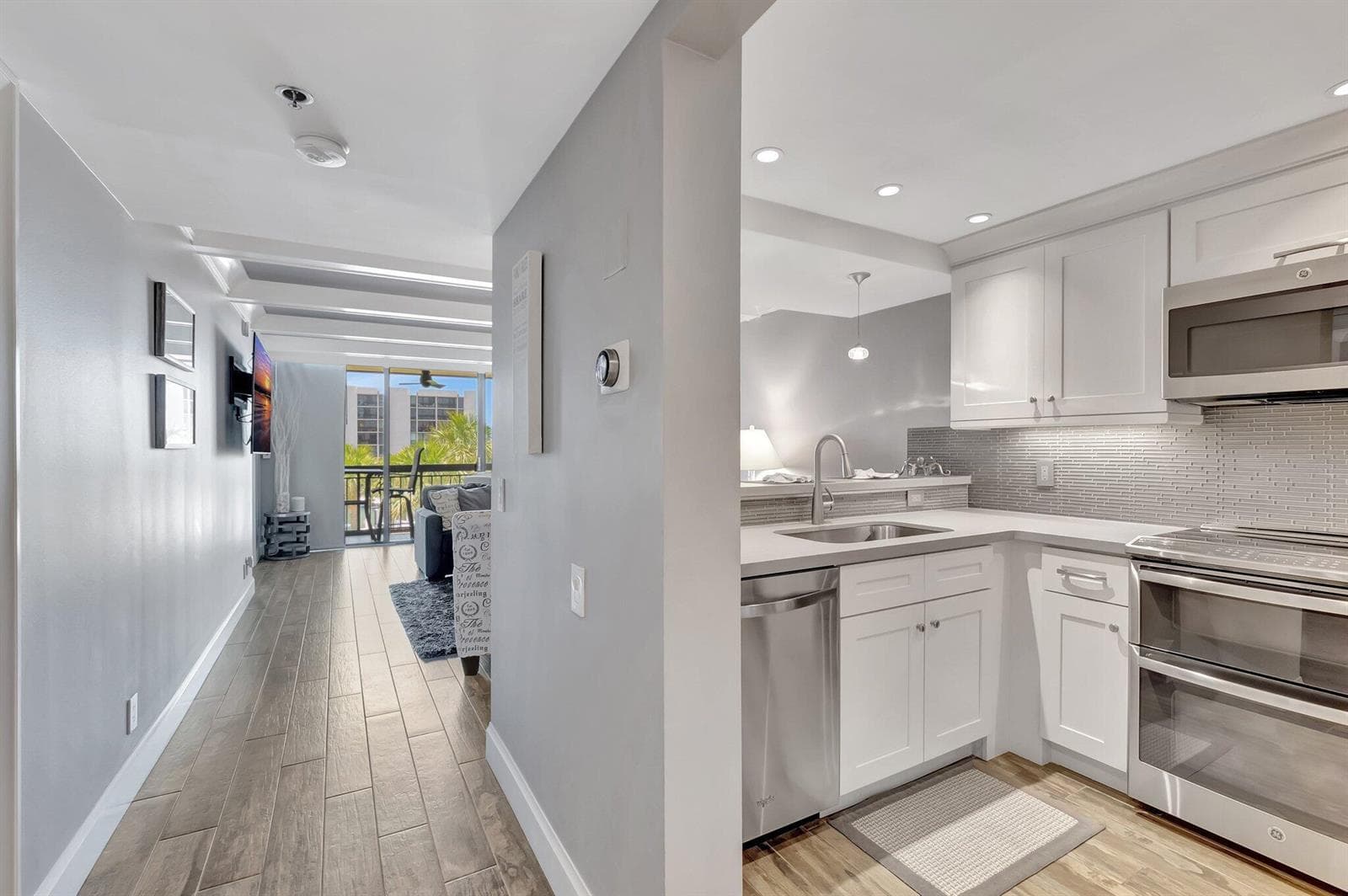 2707 N Ocean Boulevard 306d photo 22