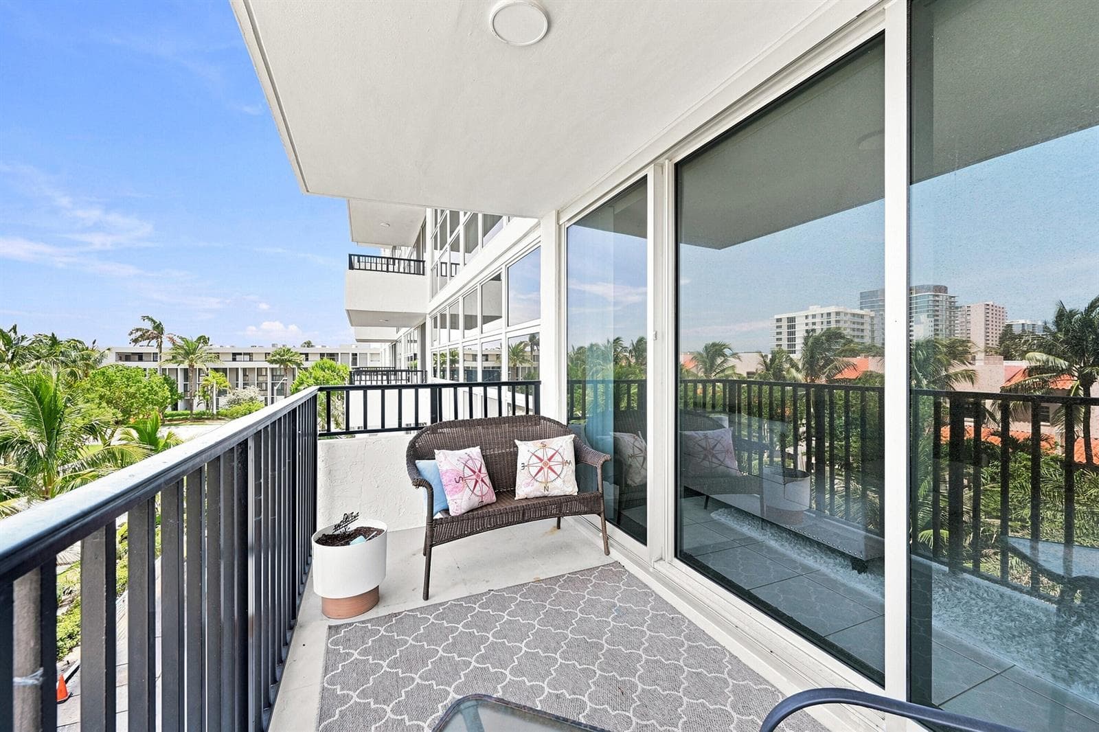 531 N Ocean Boulevard 505 photo 21
