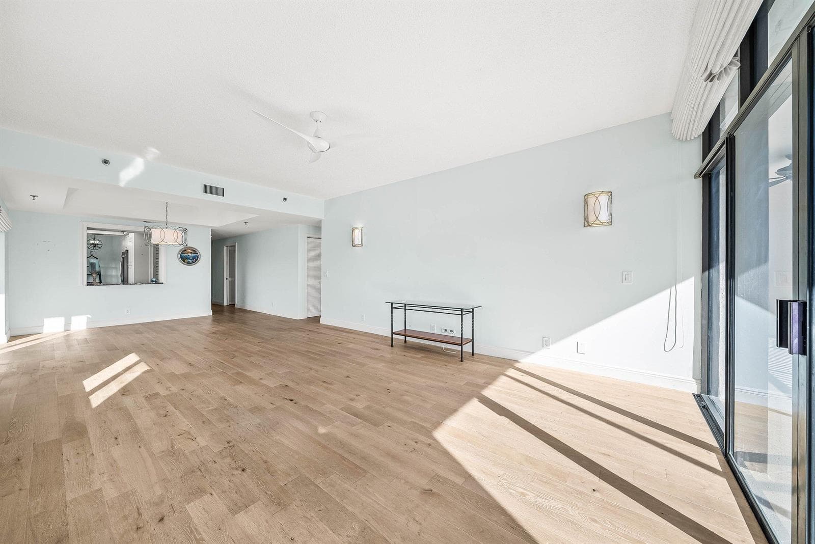 11370 Twelve Oaks Way 418 photo 7