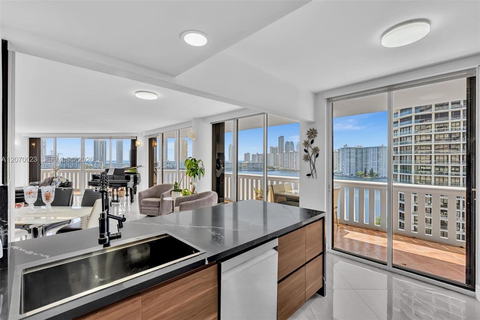 3000 Island Blvd 1106 photo 22