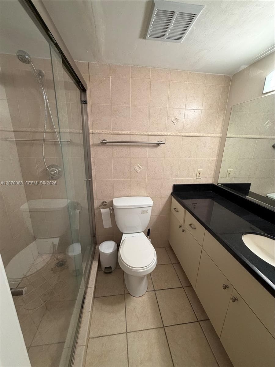 2640 NE 135th St 202 photo 19