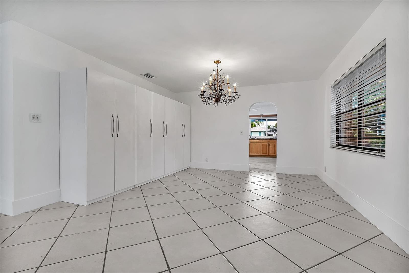 2427 Sea Island Drive photo 15