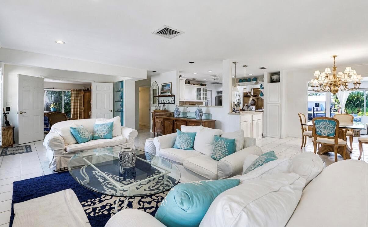 1014 Lewis Cove photo 6