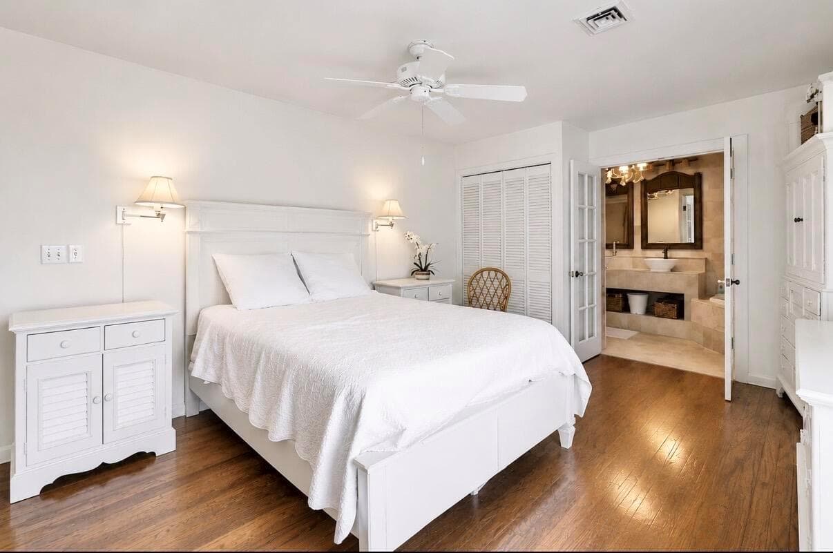1014 Lewis Cove photo 12