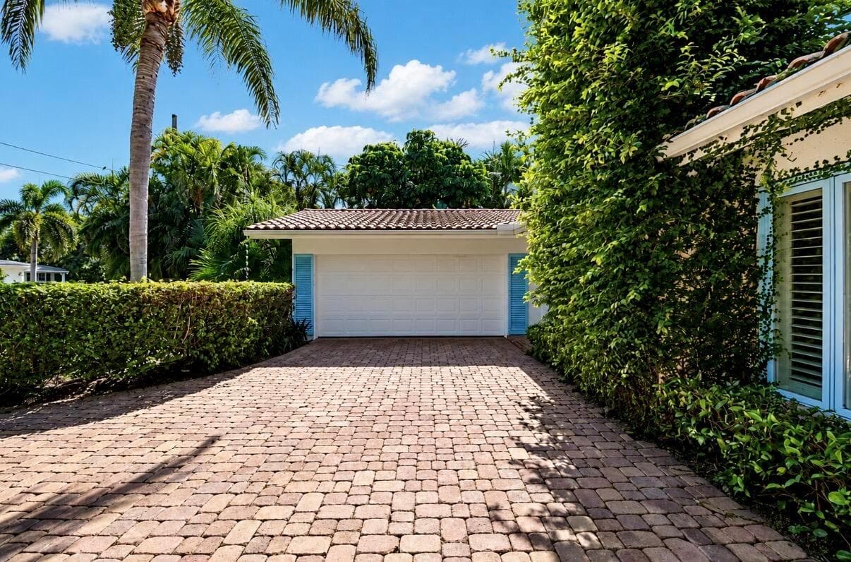 1014 Lewis Cove photo 5