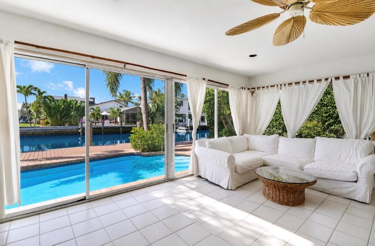 1014 Lewis Cove photo 11