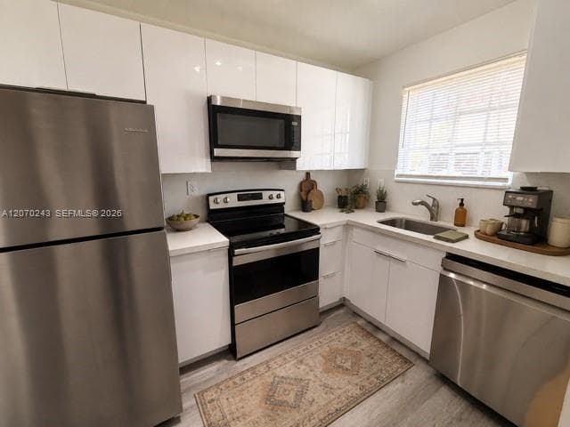 2054 NE 167th St 3-122 photo 3