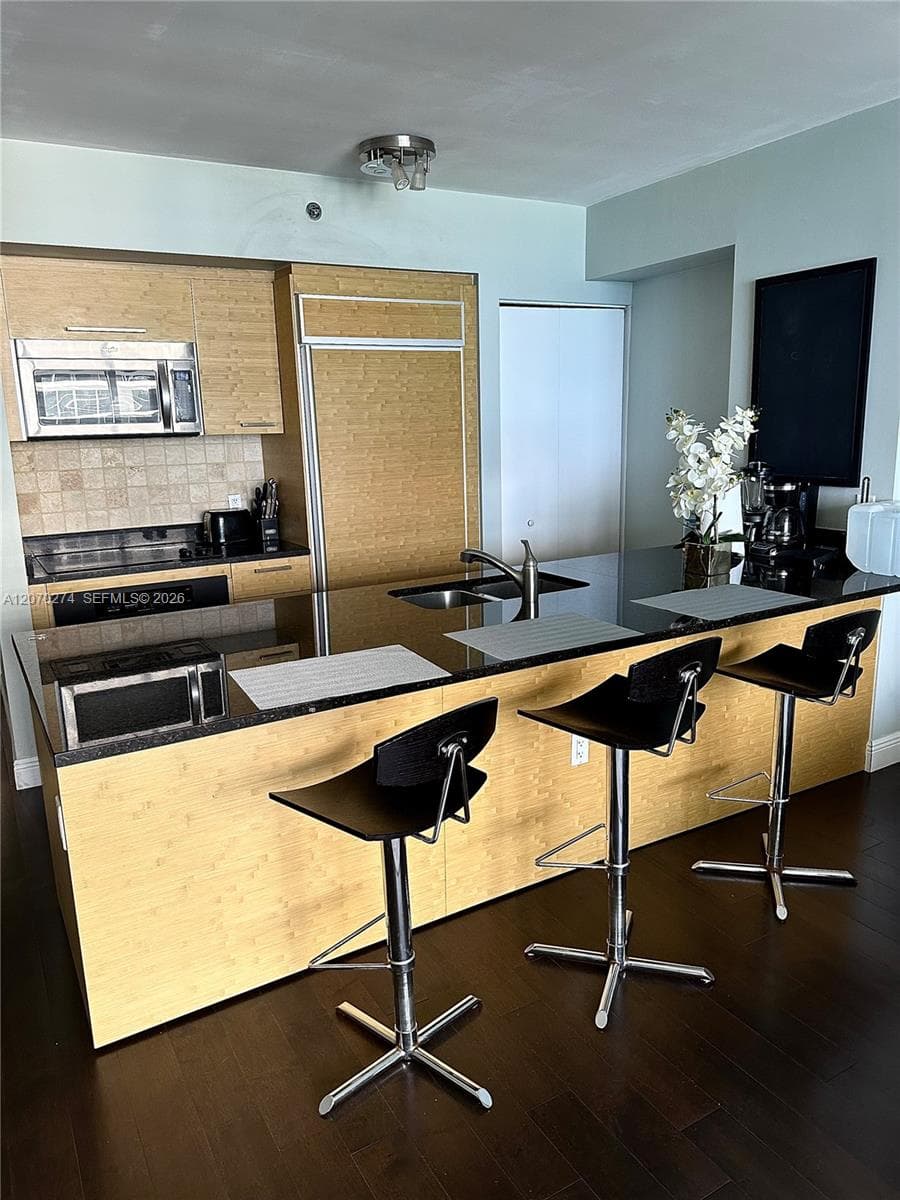 4109 photo 2