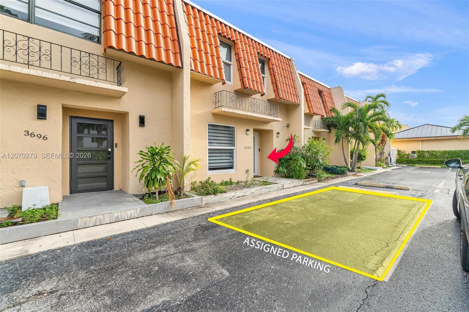 3690 NE 167th St 34 photo 1
