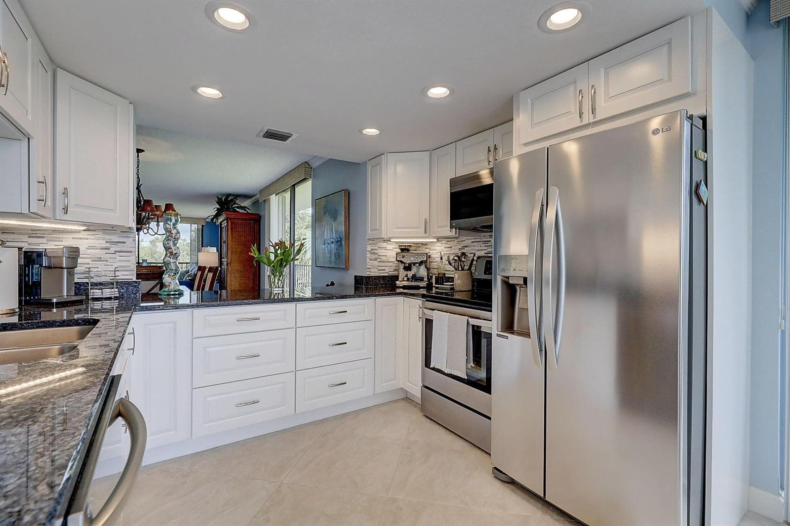 5059 N HIGHWAY A1A 206 photo 17