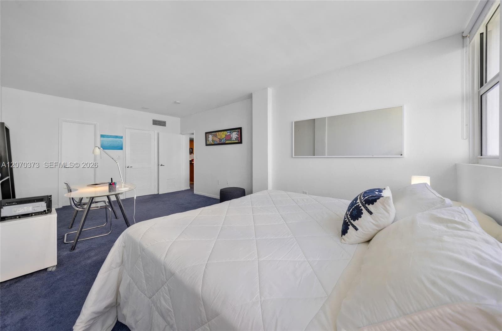 10275 Collins Ave 1507 photo 17