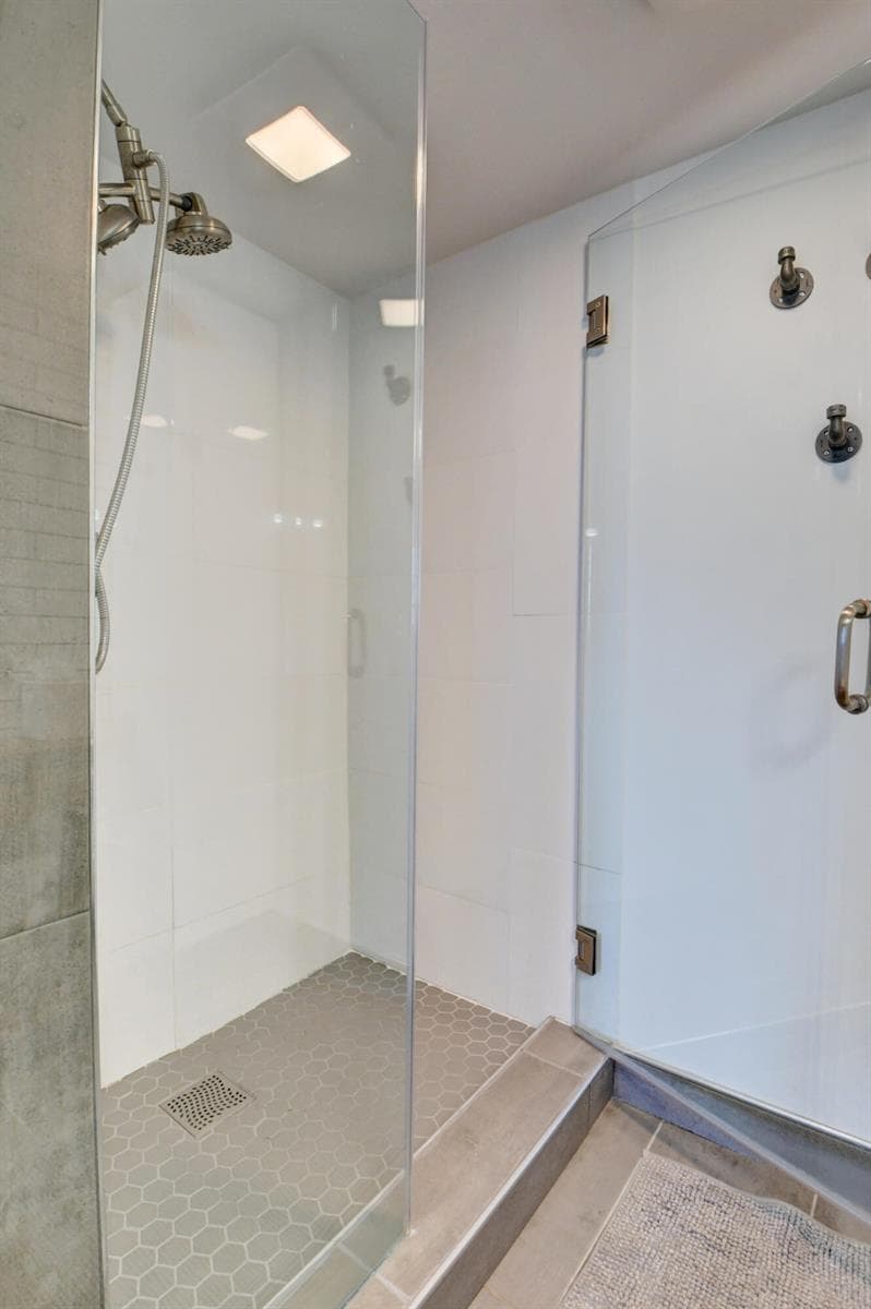 17 Royal Palm Way 603 photo 25