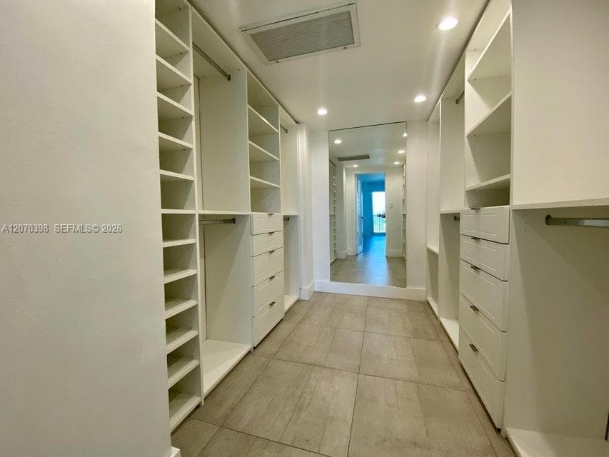 5401 Collins Ave 620 photo 17