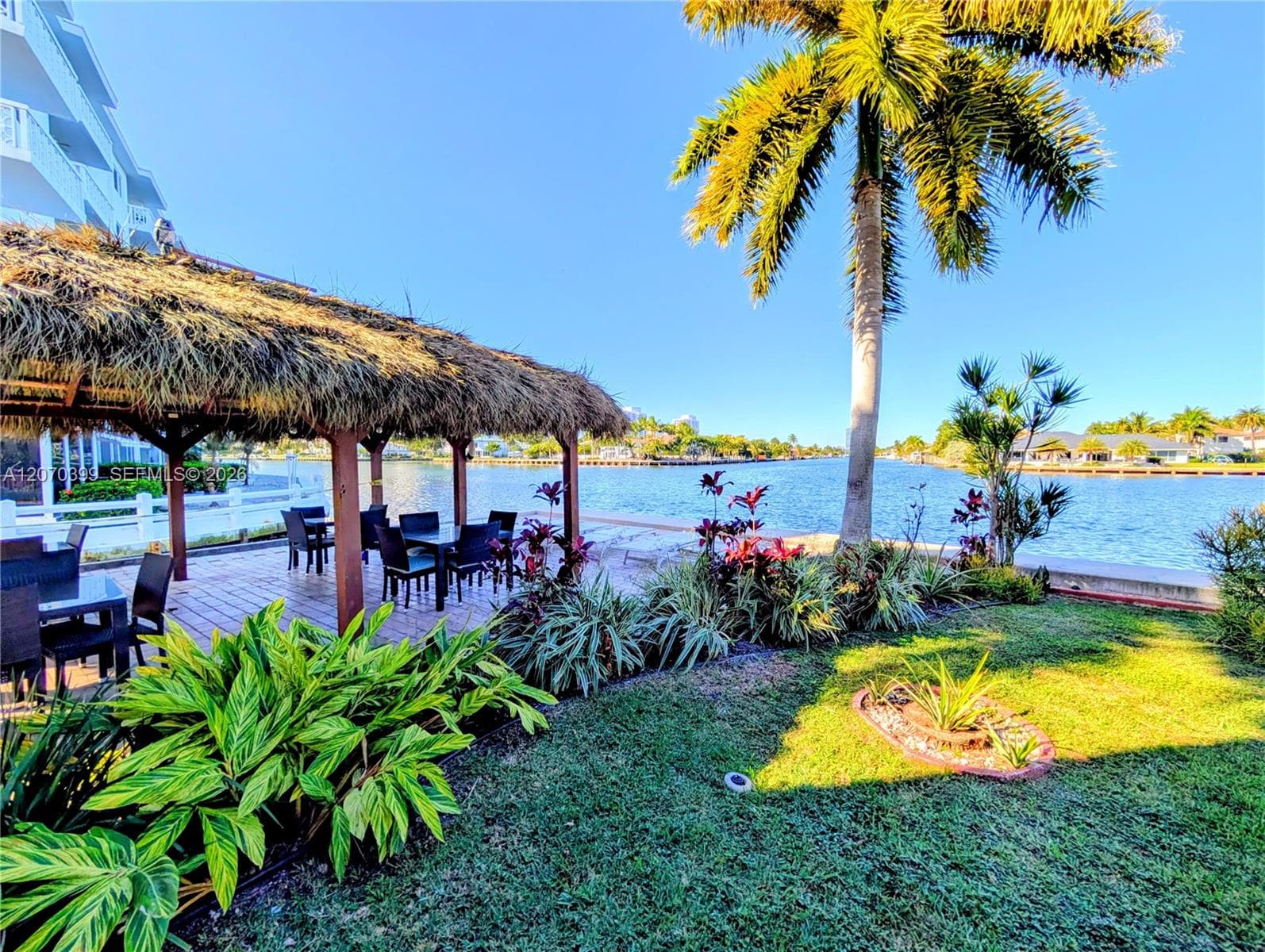 3177 S Ocean Dr 125 photo 3
