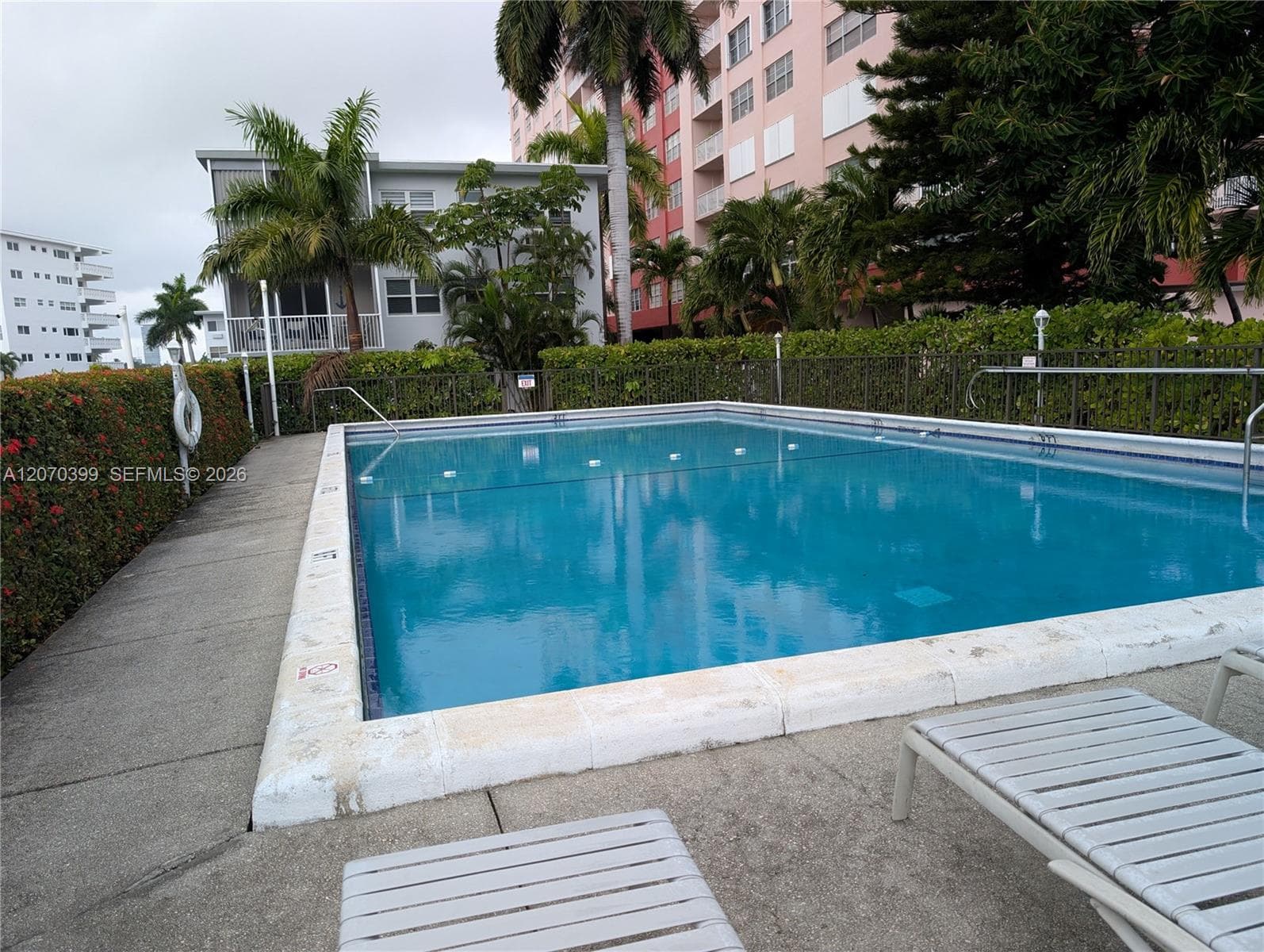 3177 S Ocean Dr 125 photo 14