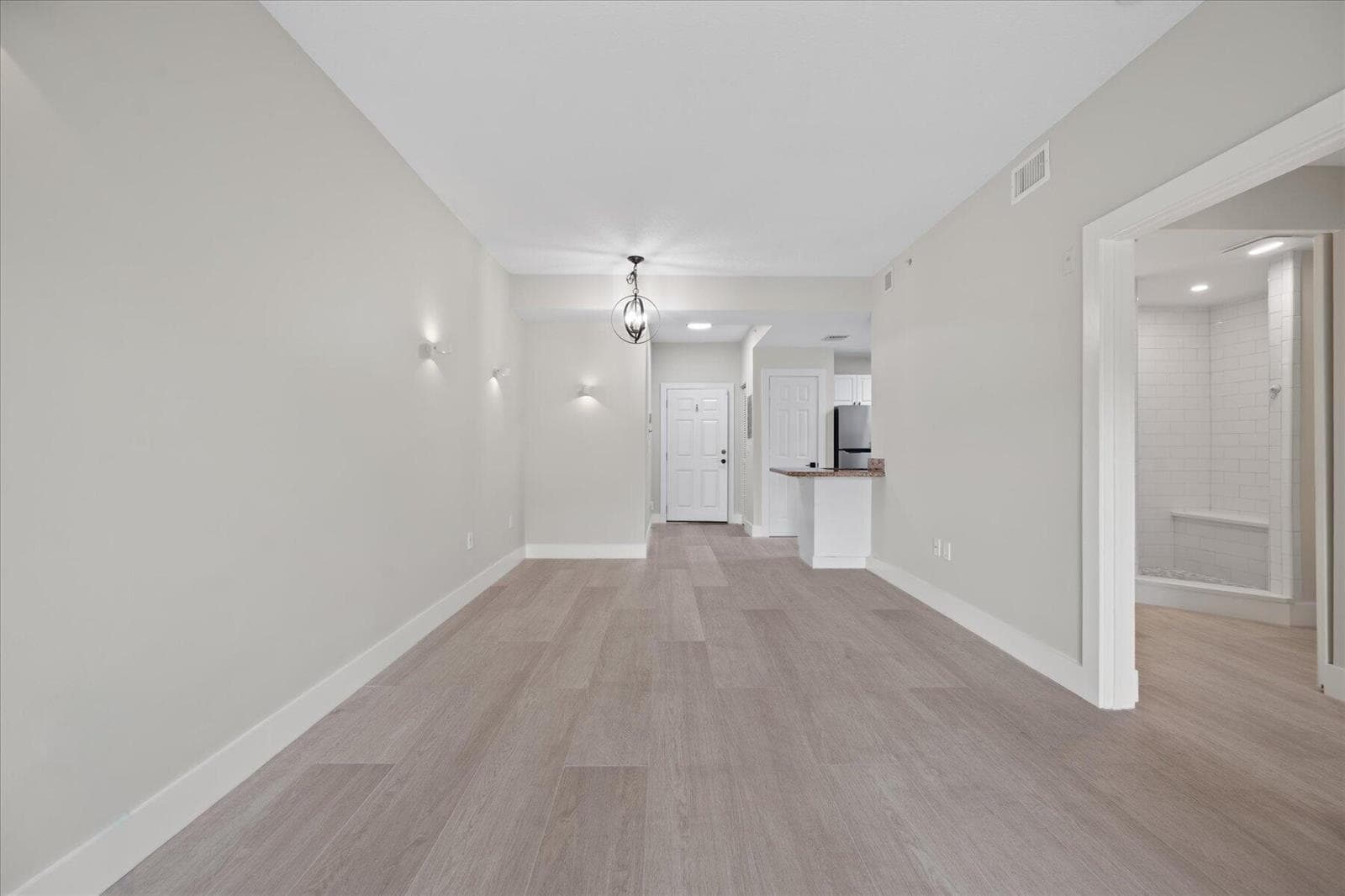 2020 Greenview Shores Boulevard 102 photo 2