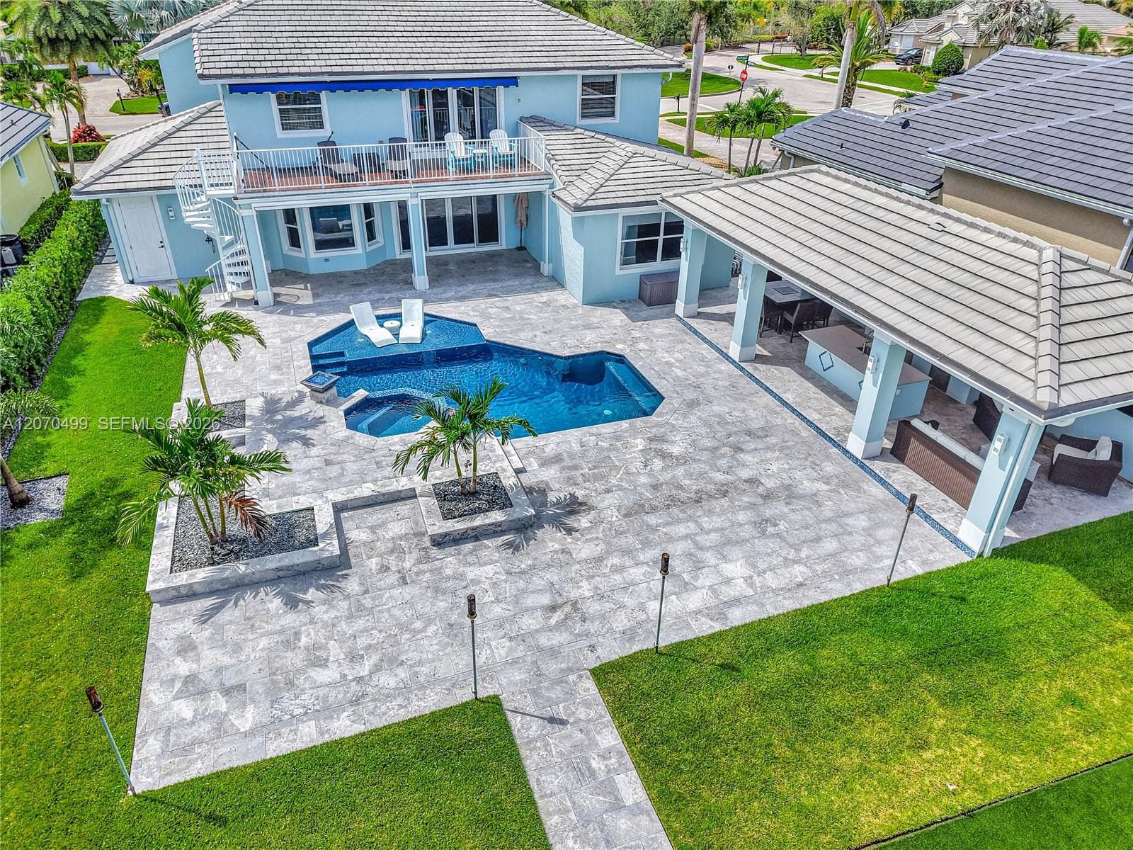 665 SW Yacht Basin Way photo 24