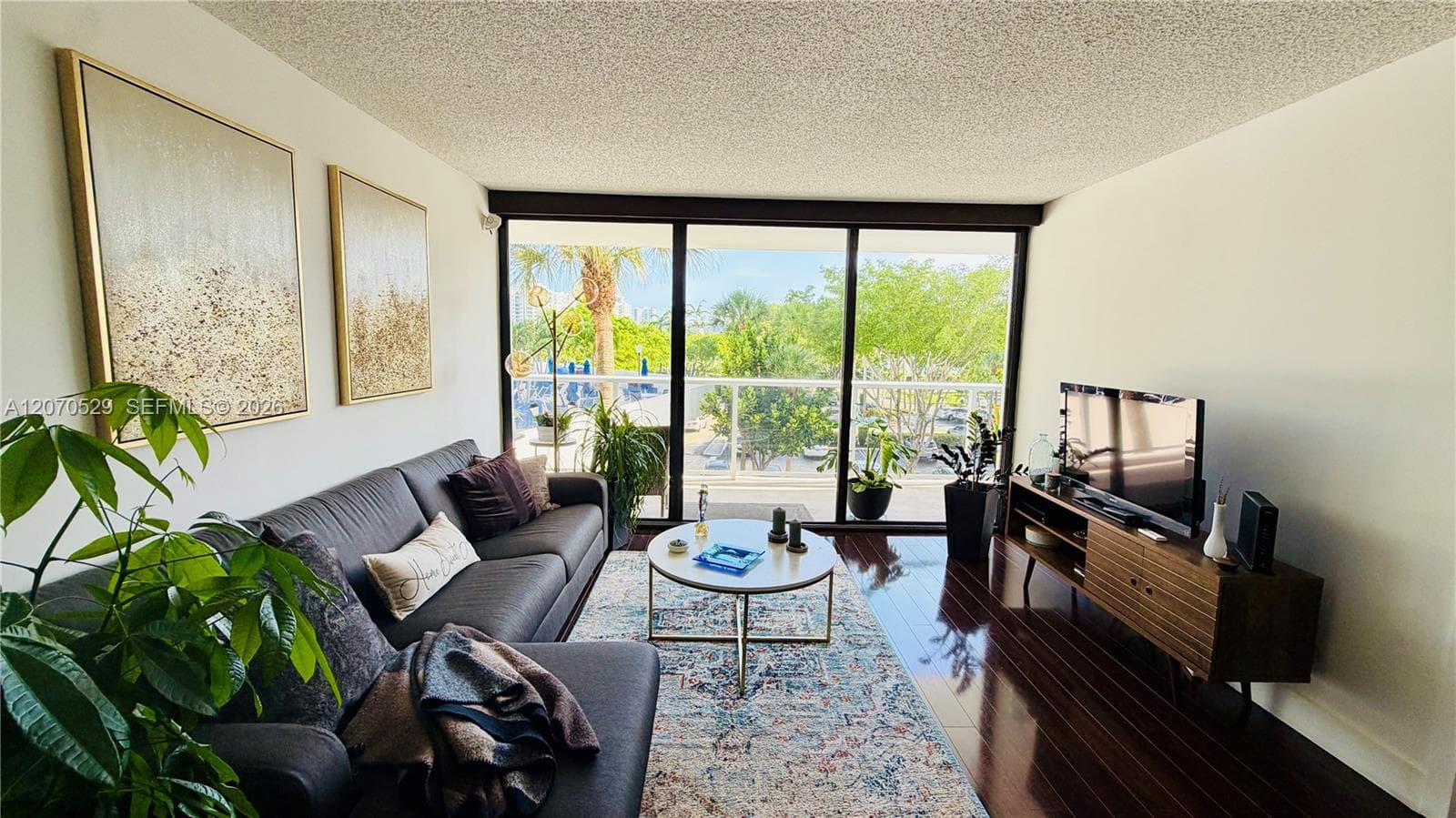 3701 N Country Club Dr 304 photo 4