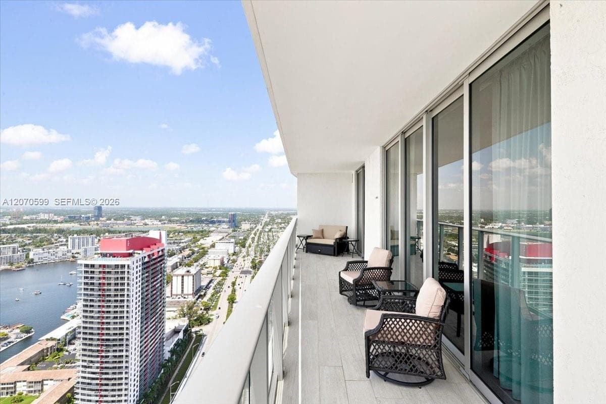 4010 S Ocean Dr T3909 photo 6