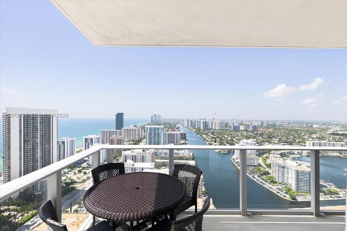4010 S Ocean Dr T3909 photo 3