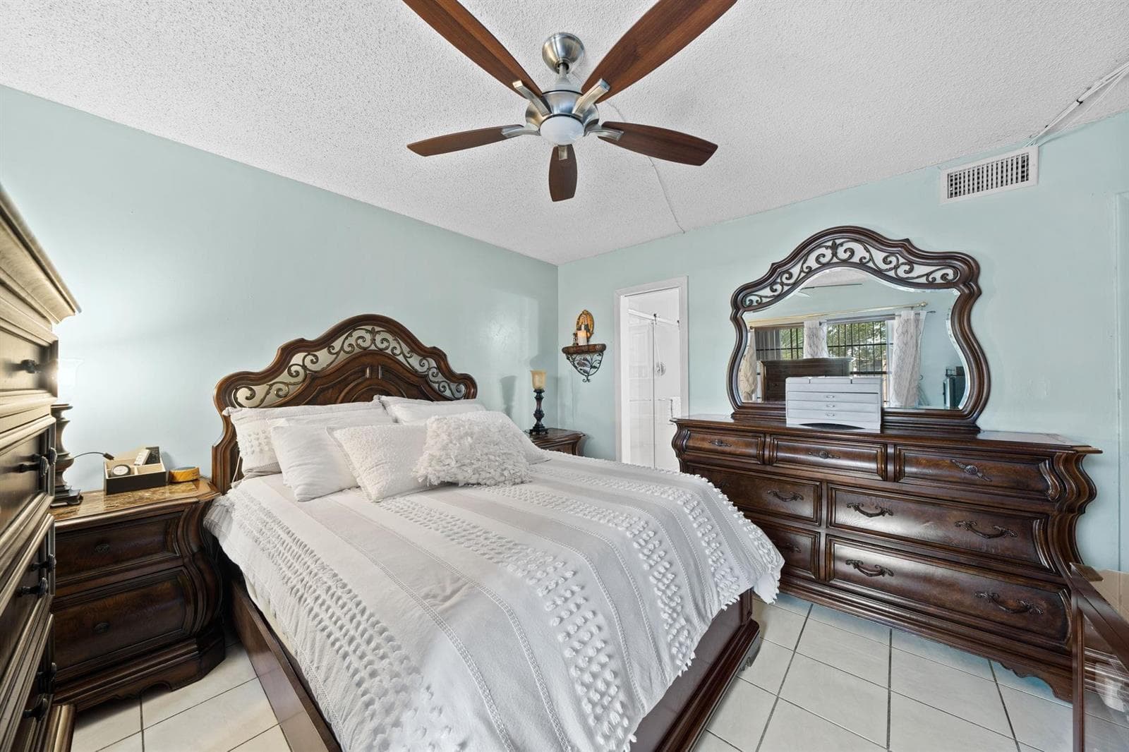 16470 NE 27TH Place 35 photo 21