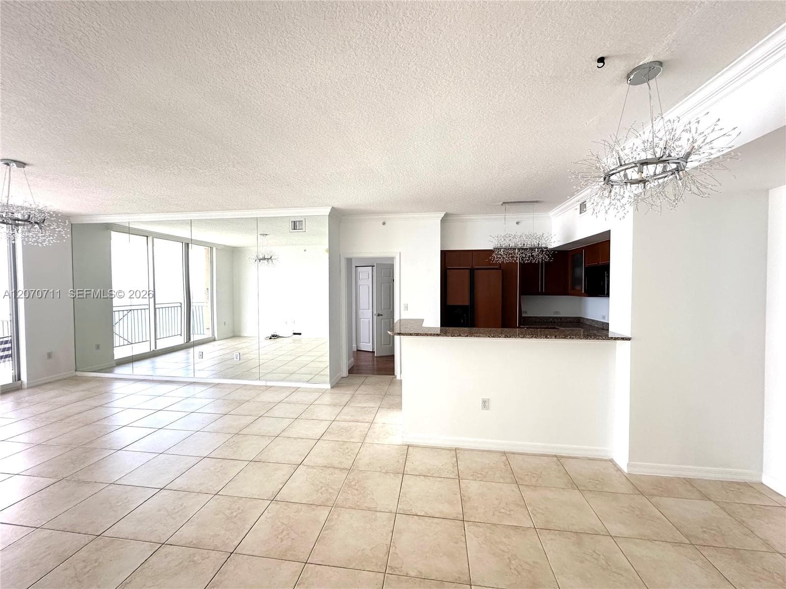 2080 S Ocean Dr LPH9 photo 8
