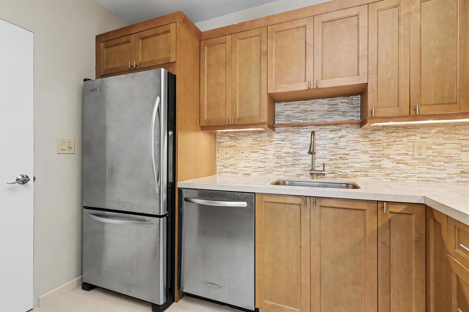 888 INTRACOASTAL Drive 3D photo 19