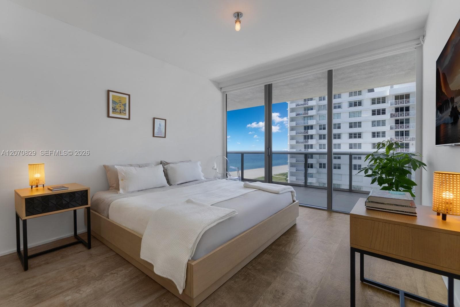 5875 Collins Ave 1102 photo 23