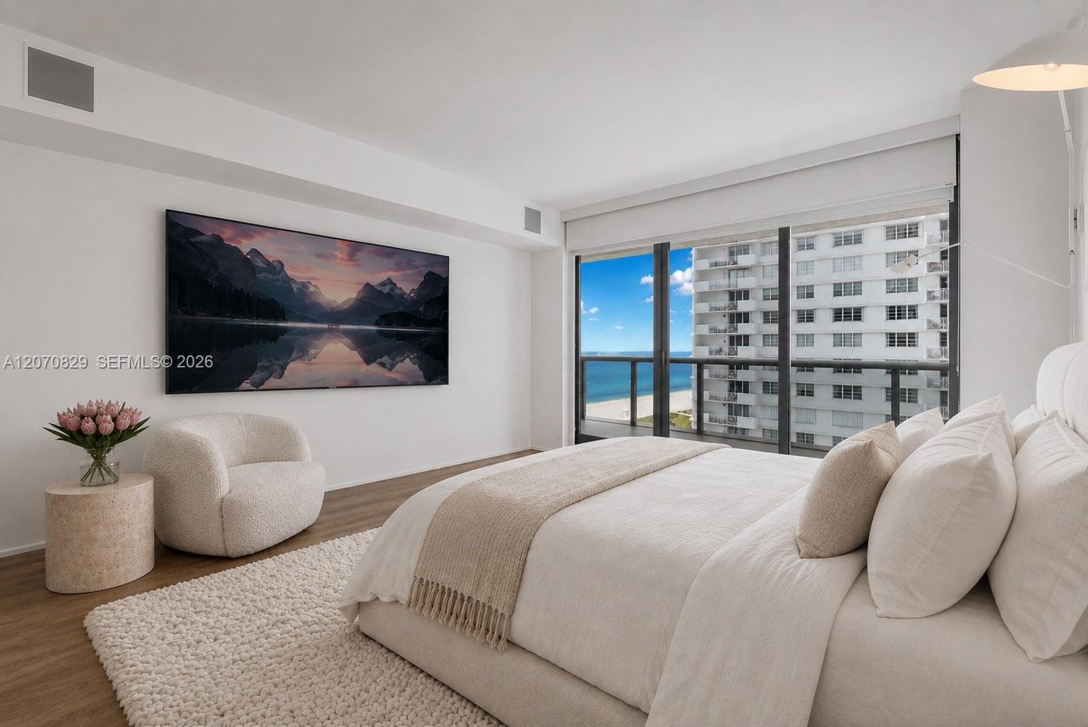 5875 Collins Ave 1102 photo 11