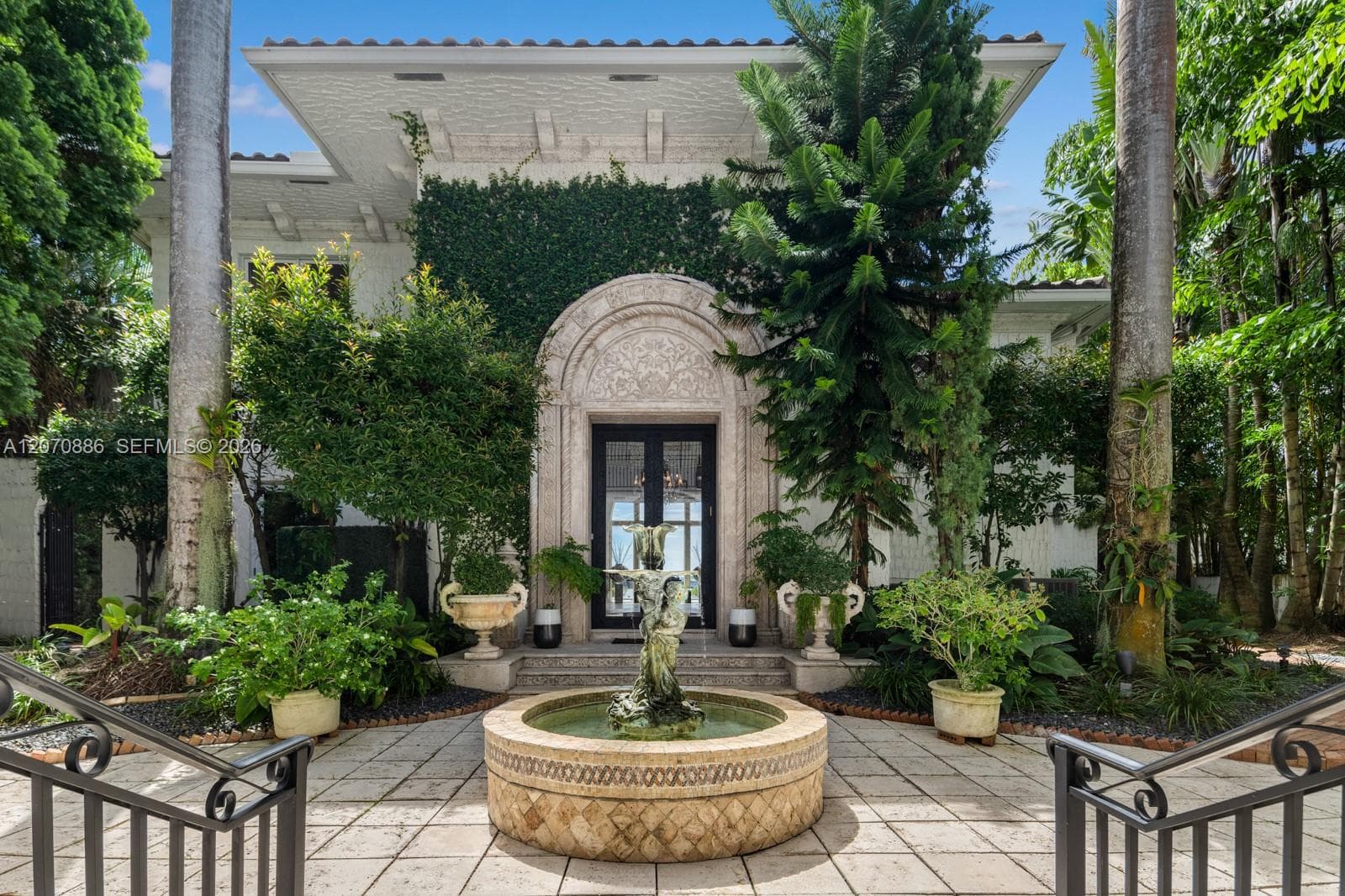 4 Palm Ave photo 10