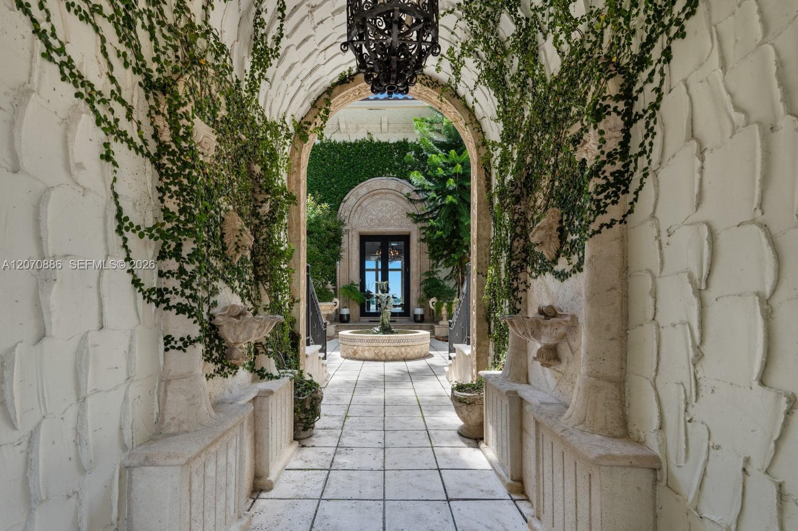 4 Palm Ave photo 11