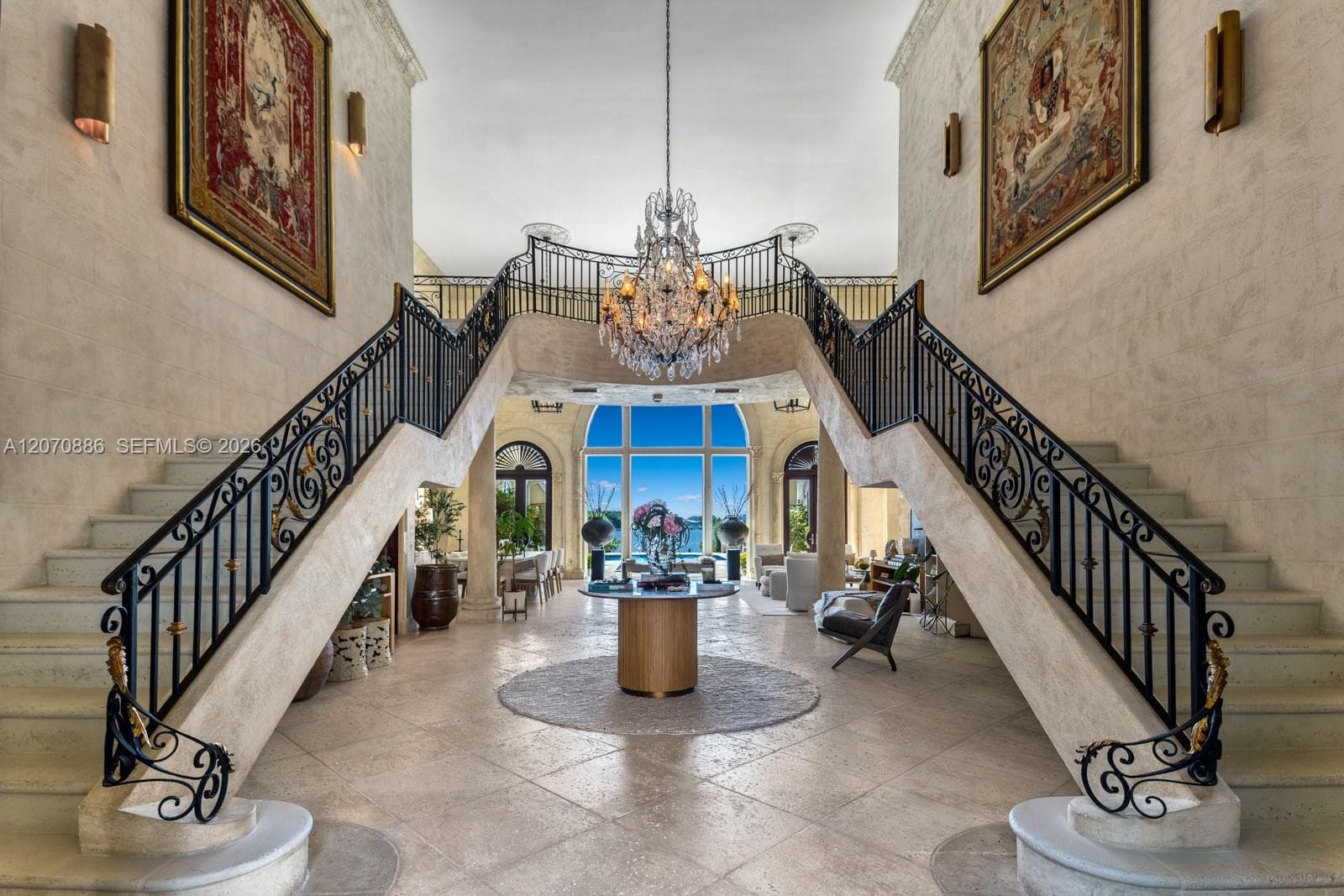 4 Palm Ave photo 4