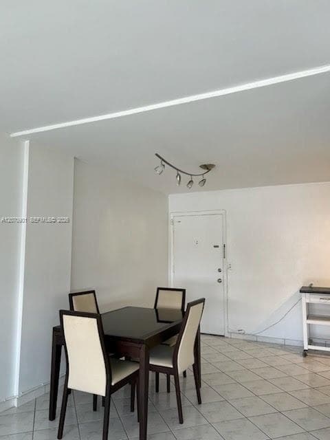 111 Golden Isles Dr E4 photo 8