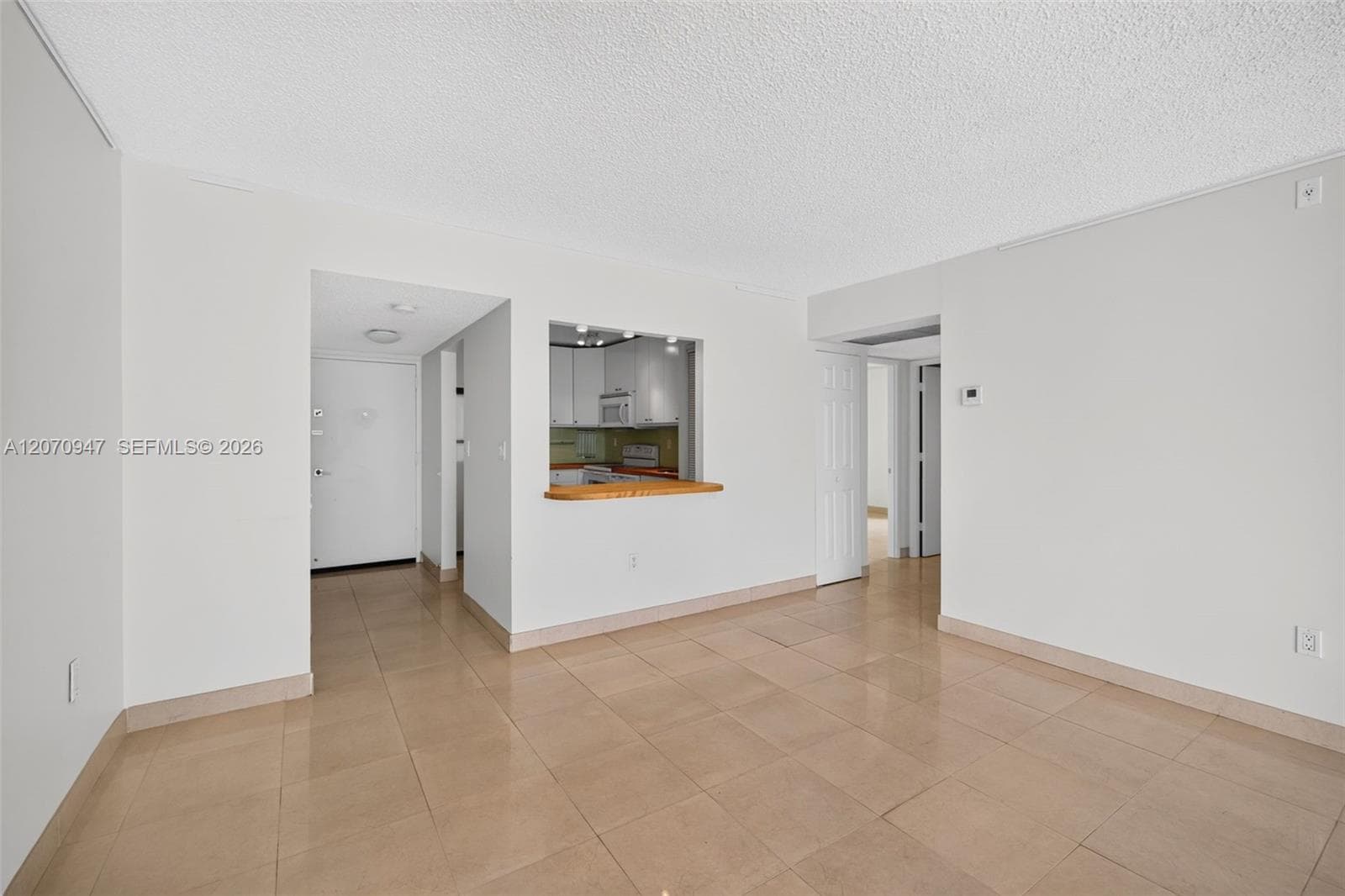 3731 N Country Club Dr 1023 photo 23