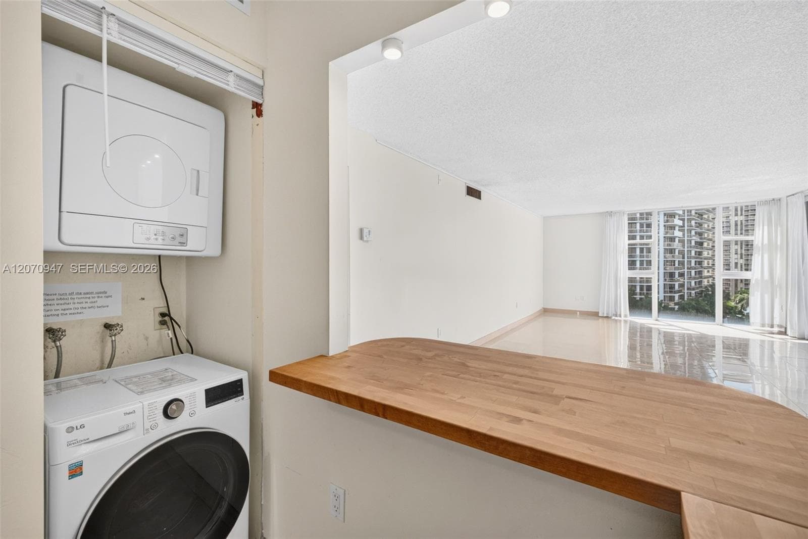 3731 N Country Club Dr 1023 photo 22