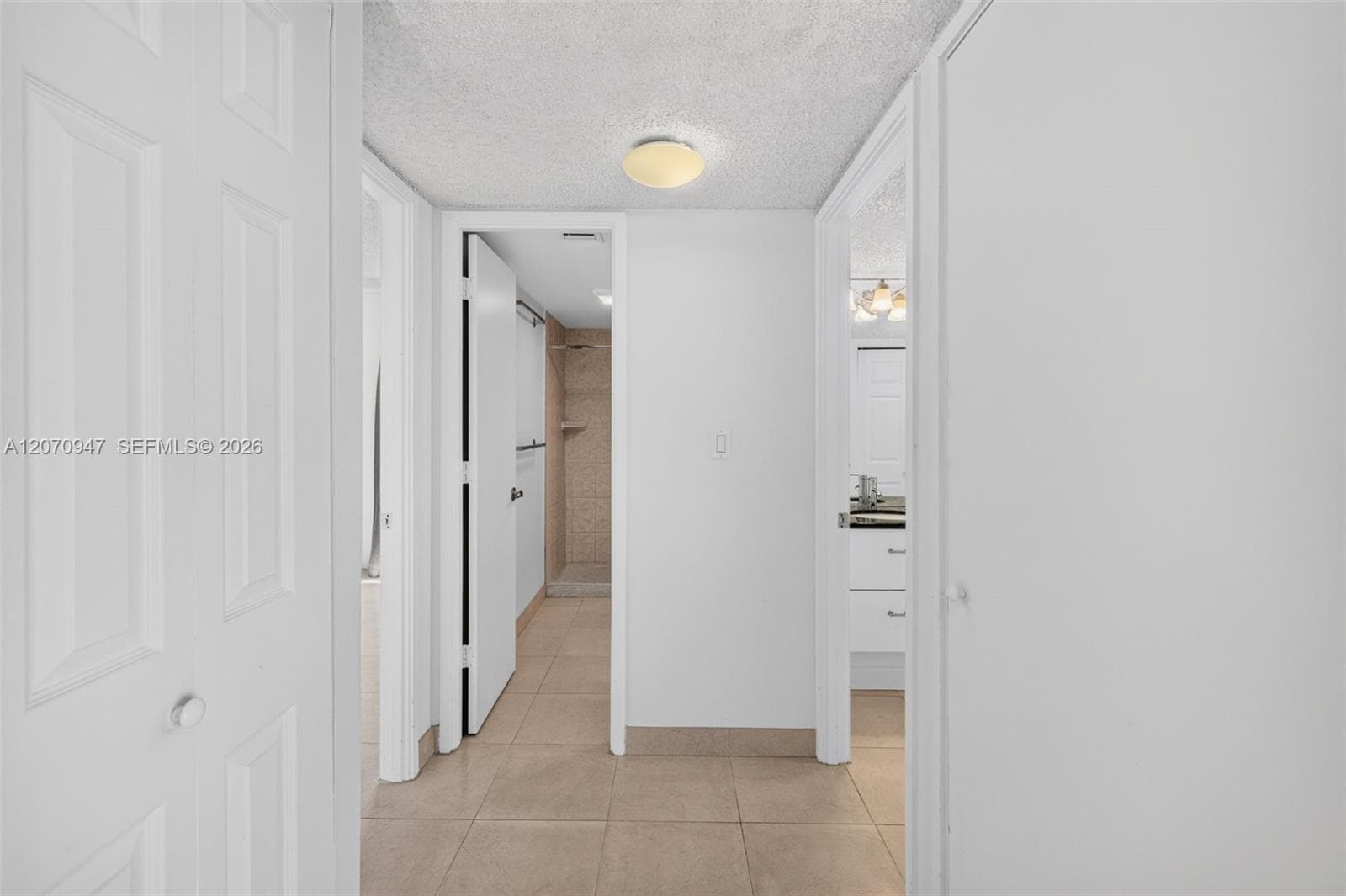 3731 N Country Club Dr 1023 photo 24