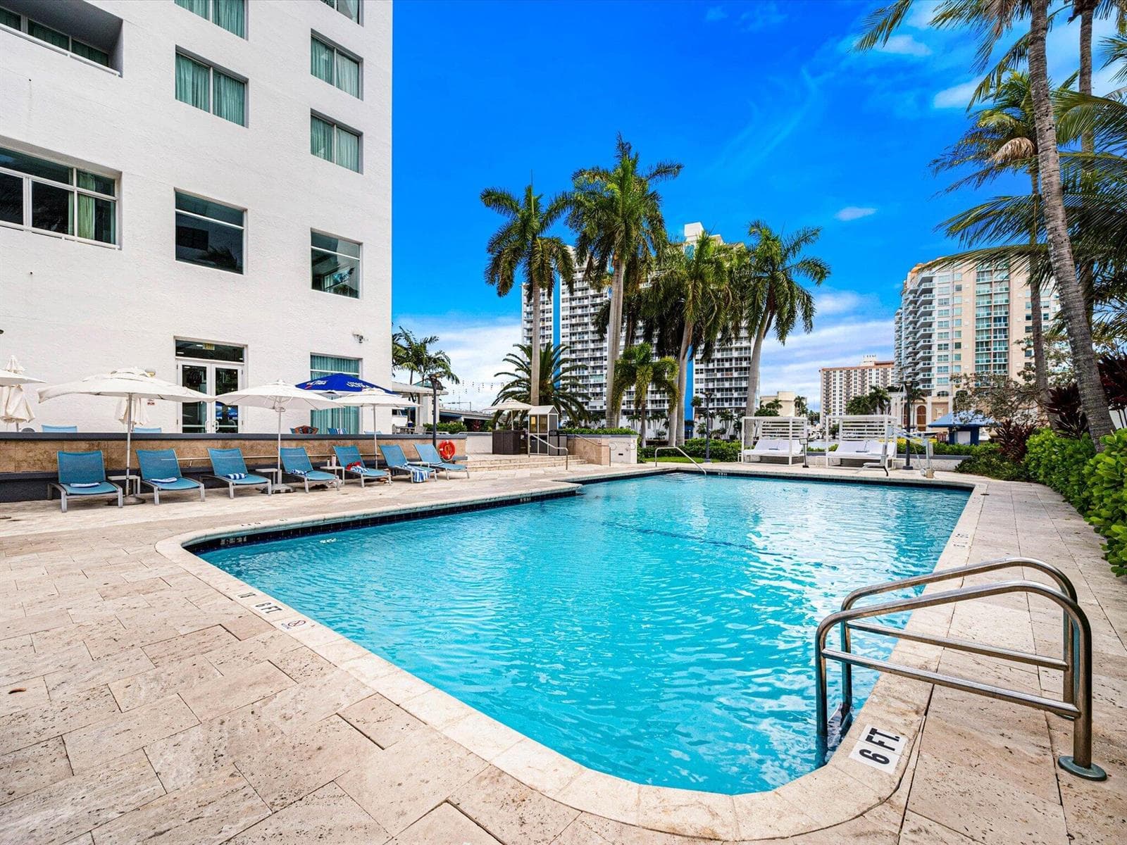 2670 E SUNRISE Boulevard 1418 photo 8