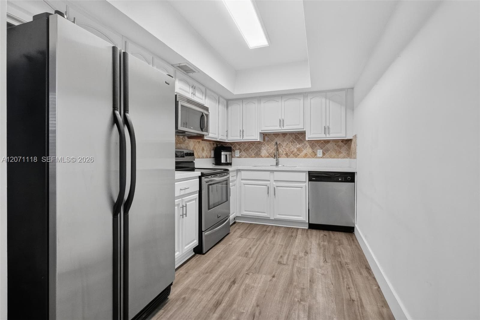2100 Diana Dr 310 photo 9