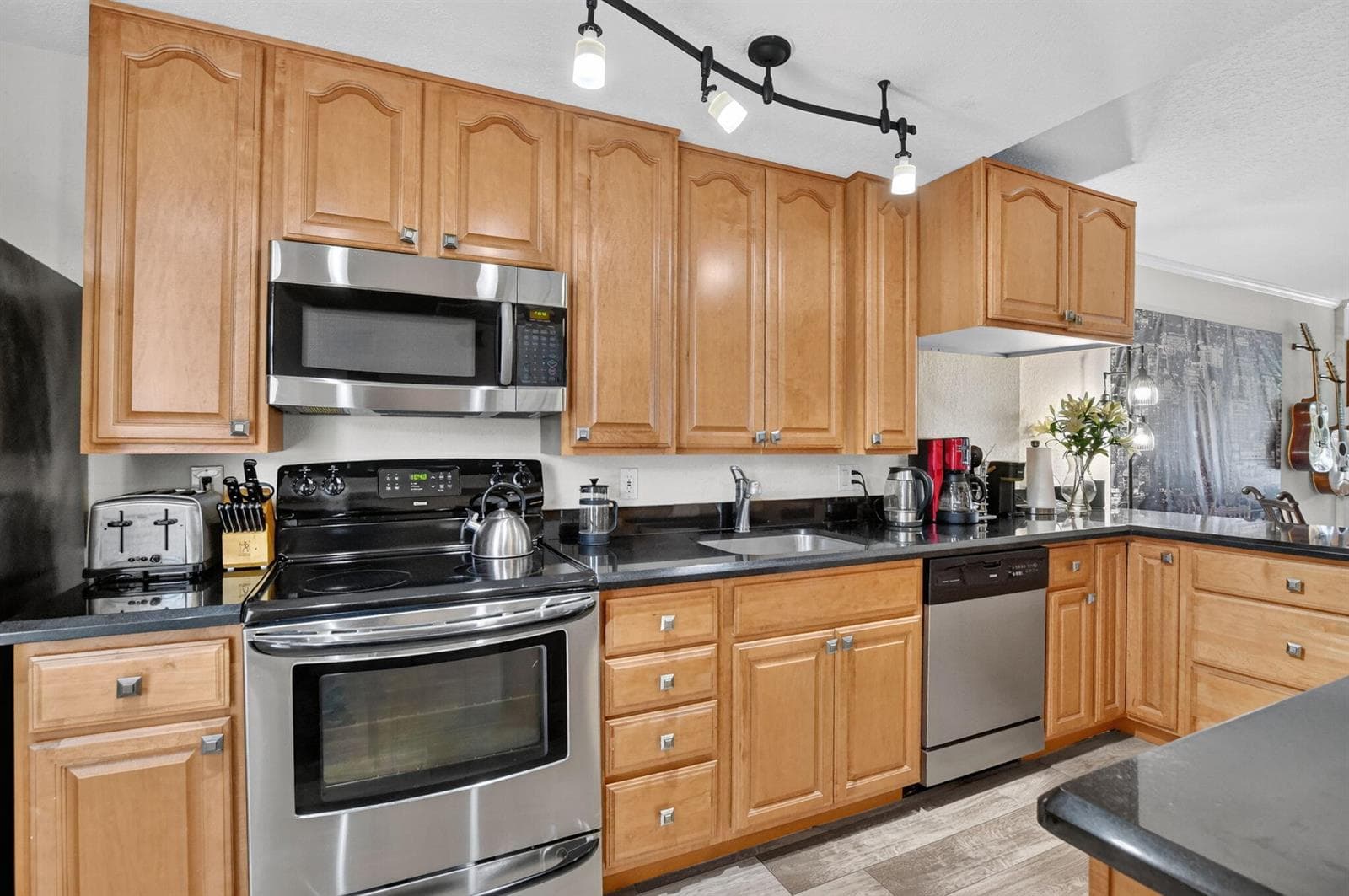 3 Royal Palm Way 102 photo 6