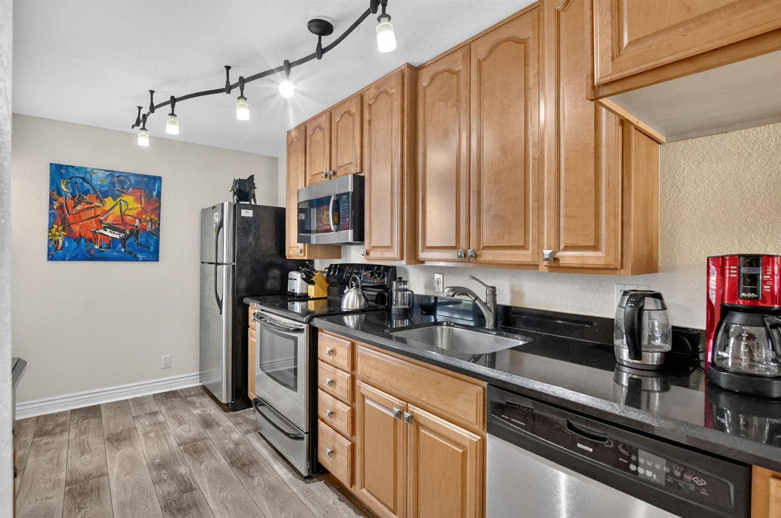 3 Royal Palm Way 102 photo 9