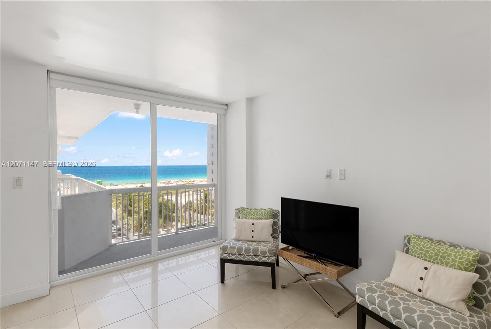 401 Ocean Dr 607 photo 7
