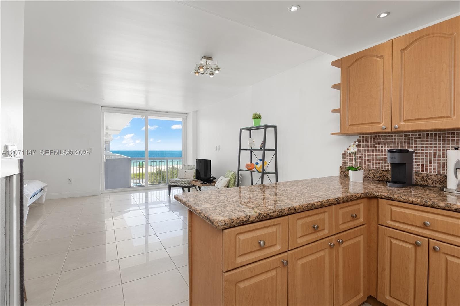 401 Ocean Dr 607 photo 11