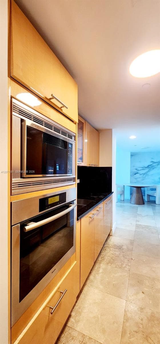 6801 Collins Ave LPH05 photo 5