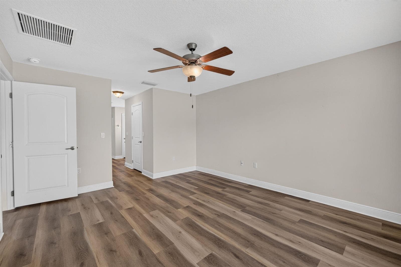5852 NW Ethel Court photo 23