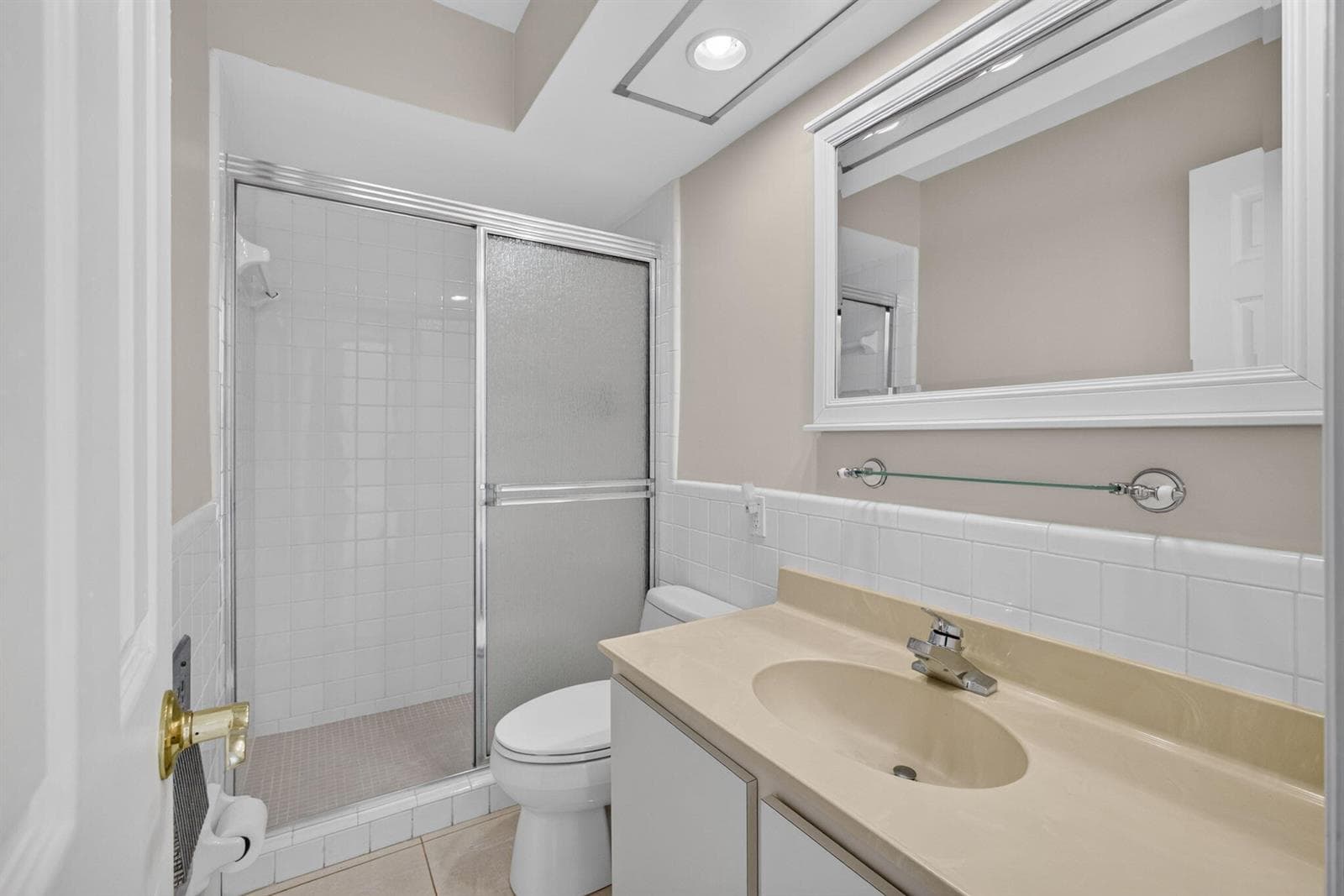 478 Tequesta Drive 204 photo 16