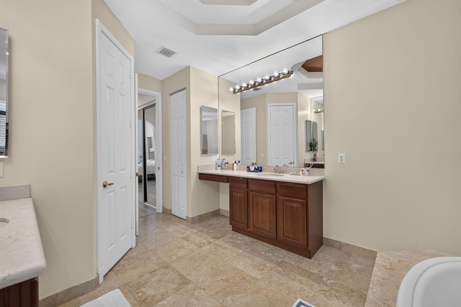 755 SW RIVER BEND Circle photo 18