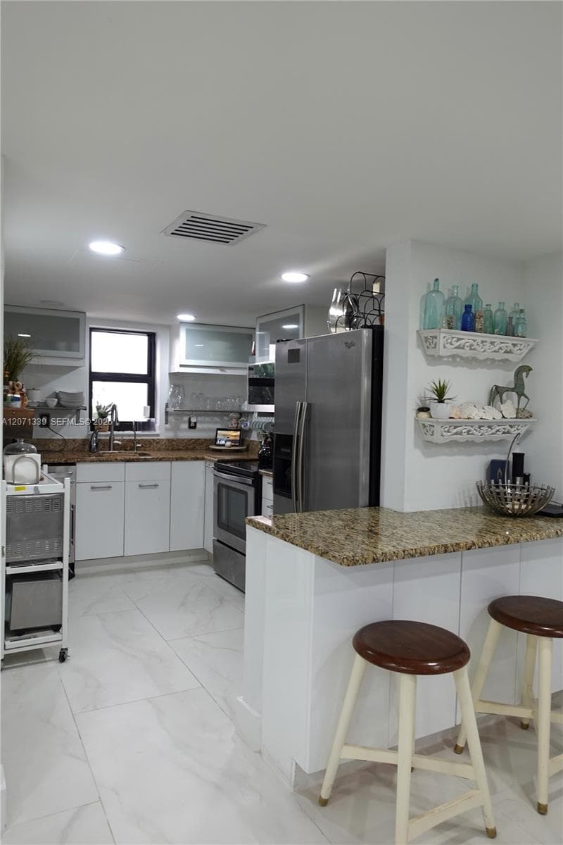 11000 S Ocean Drive 3-G photo 7
