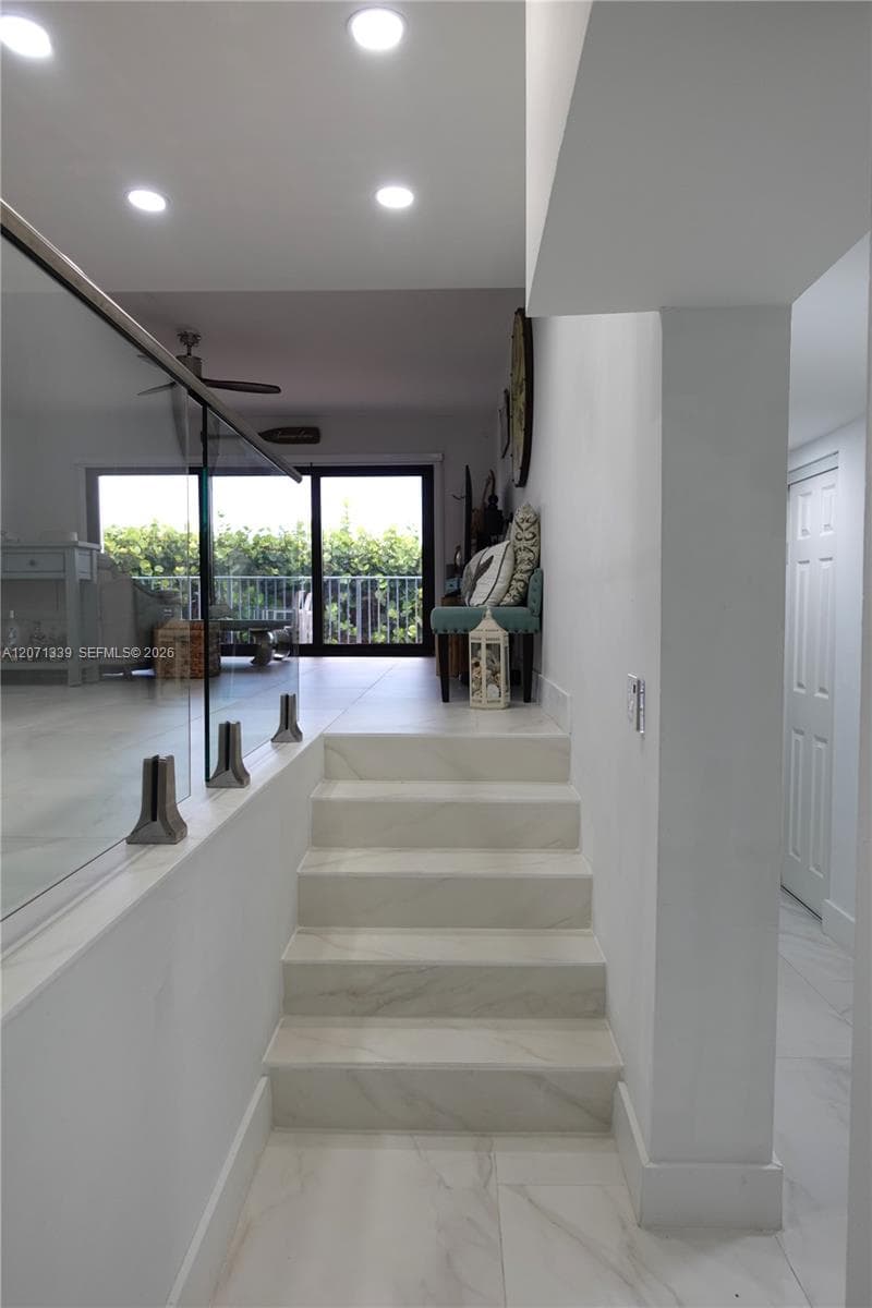11000 S Ocean Drive 3-G photo 4